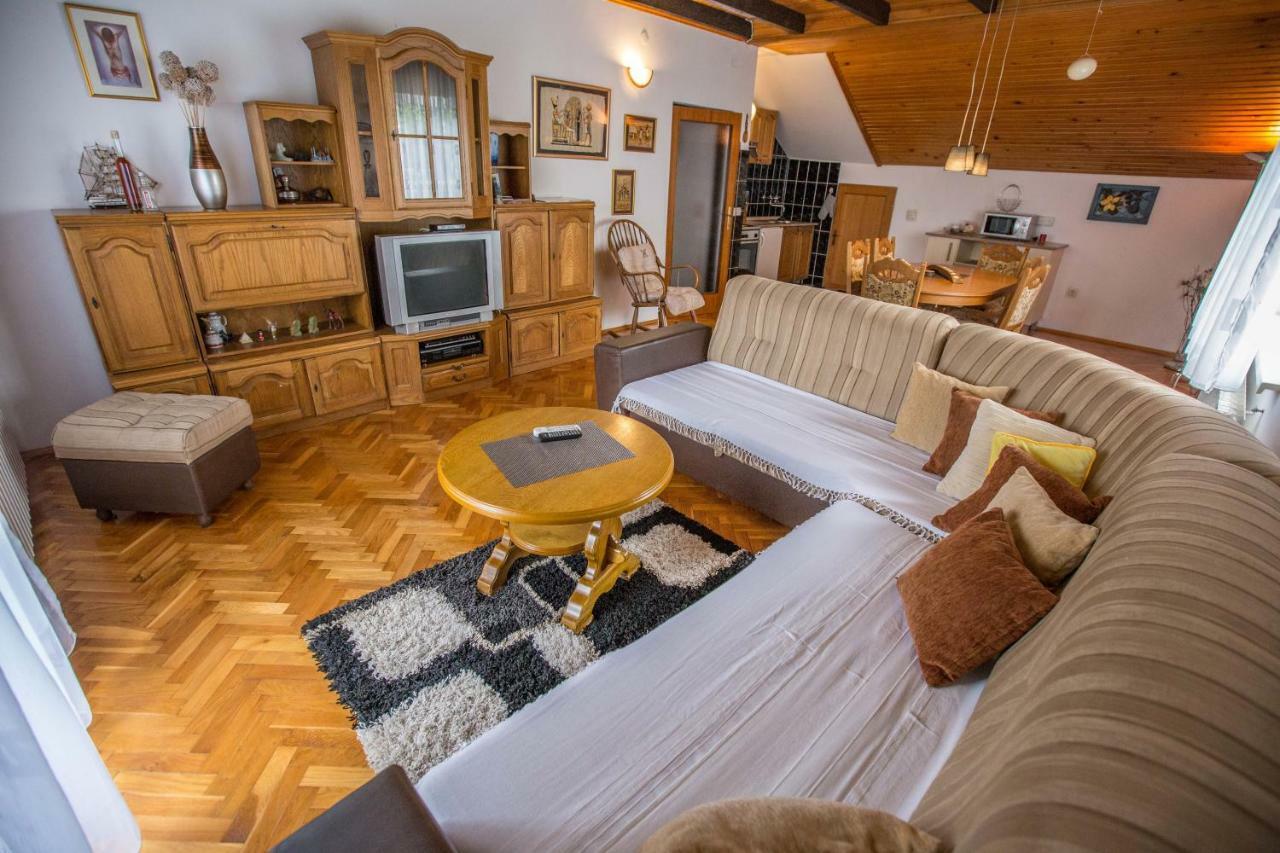 Apartman Ruzica 오굴린 외부 사진